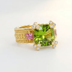Happiness Peridot and Pink Sapphire Heart Engraved Ring