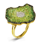 SHADED TSAVORITE GARNETS DIAMONDS 18K GOLD RING