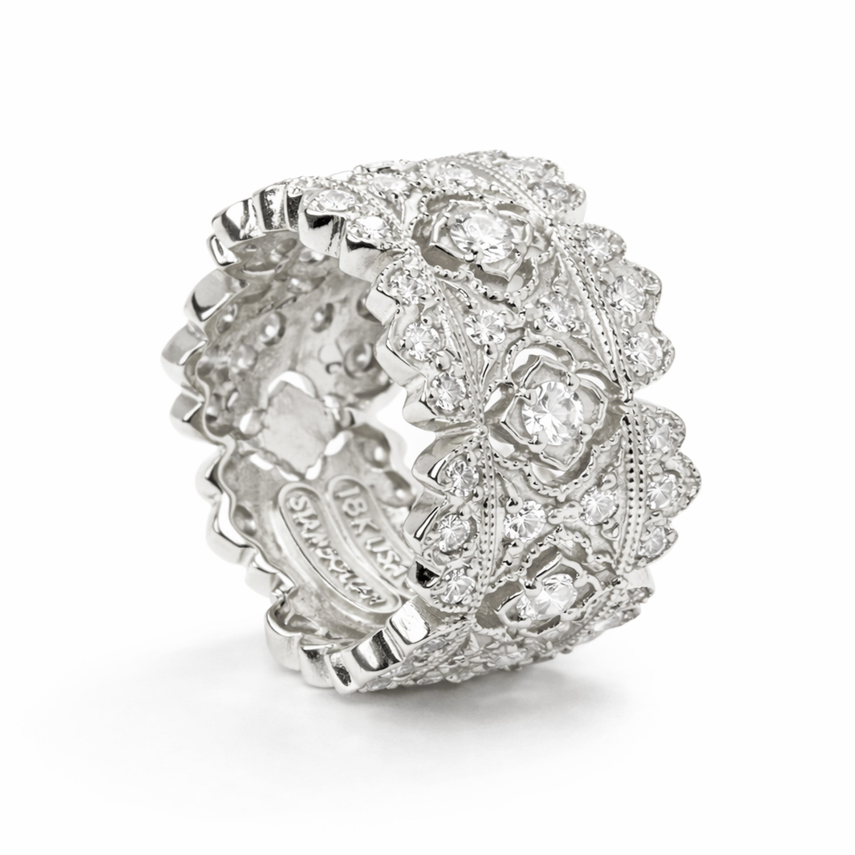 Stambolian Passion 18K White Gold Quatrefoil Diamond Band Ring Close-Up