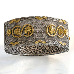 Hayastan Armenian Chalcedony and Diamond Cuff