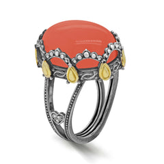 PRINCESS TIARA AGED SILVER 18K GOLD CARNELIAN CENTER RING