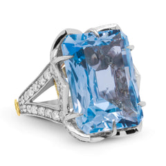 AQUAMARINE AND DIAMONDS 18K TWO TONE GOLD RING
