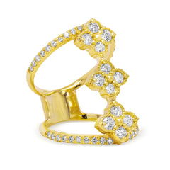 18K GOLD AND THREE DIAMOND CLUSTERS WIDE RING
