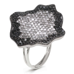 SHADED BLACK AND WHITE DIAMONDS 18K GOLD RING