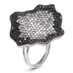 SHADED BLACK AND WHITE DIAMONDS 18K GOLD RING
