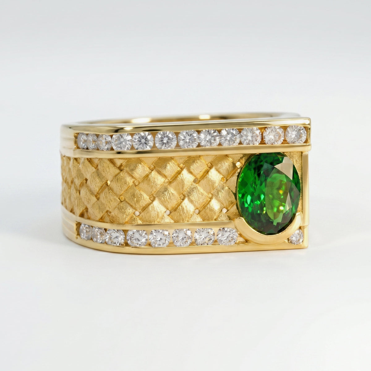 18K yellow gold men's ring with tsavorite garnet, woven texture and diamond rows, side view